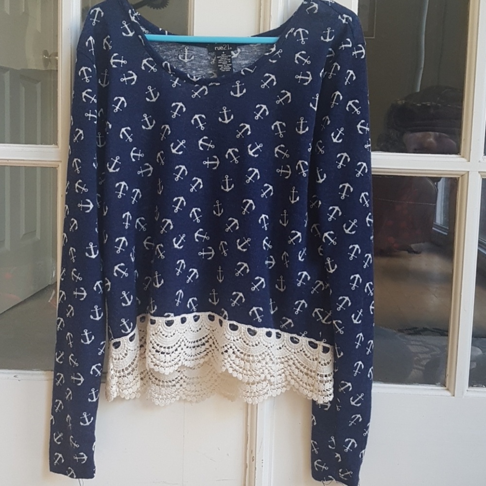 Cute anchor print shirt